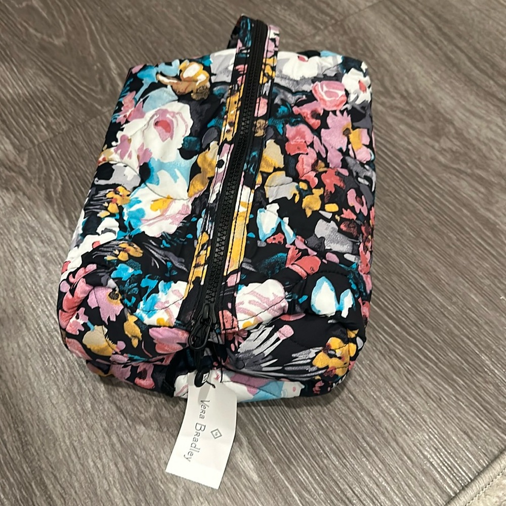 Vera Bradley Featherweight Hanging Organizer